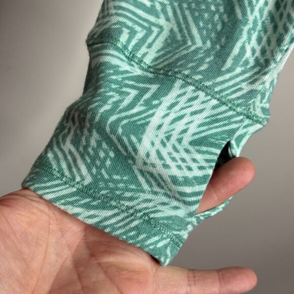 Ocean + Coast Womens Pullover Sweater Large Aqua Blue Geo Lightweight Swim Beach - Picture 11 of 13